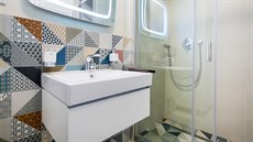 Série Deco (RAKO) vzniklla díky vyu�ití starých dekor� je�t� z dob první...