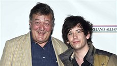 Stephen Fry a jeho manel Elliott Spencer (Santa Monica, 19. února 2015)