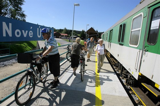 Do Nového Údolí budou turisty od roku 2017 vozit vlaky spolenosti GW Train...