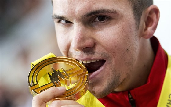 Jakub Holua se zlatou medailí z HME v Praze.
