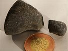 Oba dosud nalezené meteority (o hmotnosti 40 a 6 gram), které dostaly název...
