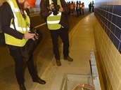 Poprvé umožnily odborné firmy prohlídku poškozených kabelů v tunelu Blanka....