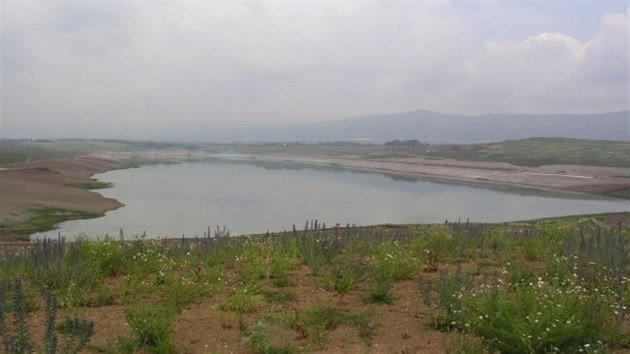 Napouštění jezera Milada, rok 2004