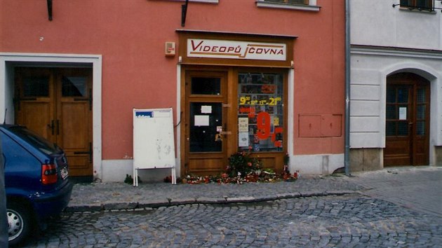 Dodnes nevyeená brutální vrada se odehrála na konci ervence 2005 ve...