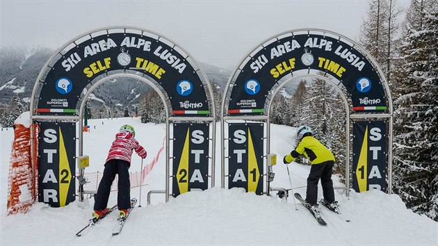 Start paralelnho slalomu v Alpe Lucia