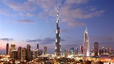 Burd Chalífa v Dubaji drí s 828 metry a 162 patry rekord od roku 2008