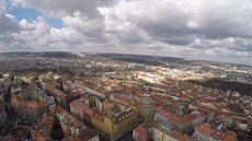 Pohled na Prahu z vrcholku ikovské vysílací ve