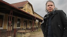 Opu�t�né nádra�í ve Zbirohu koupil za 960 tisíc australský hudebník Jamison...