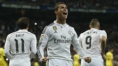 Cristiano Ronaldo z Realu Madrid slaví svj gól proti Villarrealu.
