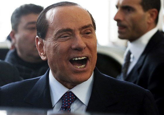 Berlusconi sexem s nezletilou neporuil zákon, potvrdil nejvyí soud.