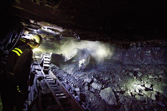 Tba erného uhlí v dole OKD (ilustraní snímek)
