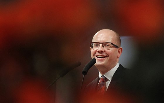 Premiér Bohuslav Sobotka je spokojen, padla hlavní bariéra pro erpání evropských penz, Evropská komise kývla na eský sluební zákon