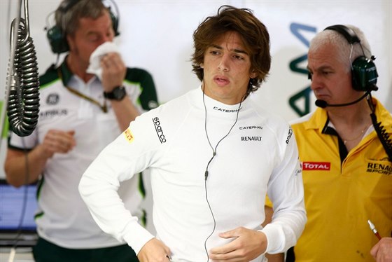 Roberto Merhi, jezdec stáje Manor Marussia v mistrovství svta formule jedna.