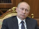 Ruský prezident Vladimir Putin na snímku, který ve stedu zveejnila RIA...