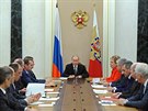 Ruský prezident Vladimir Putin pedsedá zasedání bezpenostní rady státu (6....