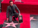 Jim Parsons se dokal hvzdy na hollywodském chodníku slávy