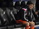 Iker Casillas na lavice.