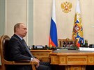 Ruský prezident Vladimir Putin na údajné pátení schzce s éfem Nejvyího...