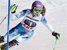 árka Strachová si ve slalomu Svtového poháru v Aare dojela pro tetí místo.
