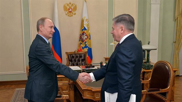 Rusk prezident Vladimir Putin se podle tiskov sluby Kremlu setkal v ptek 13. bezna s fem Nejvyho soudu Vjaeslavem Lebedvem.