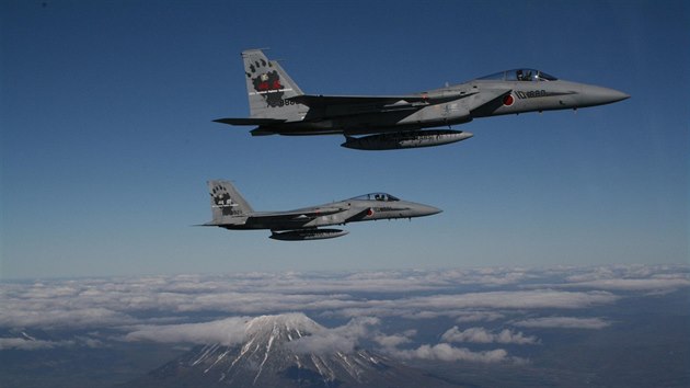 Letouny F-15 Japonskch sebeobrannch vzdunch sil