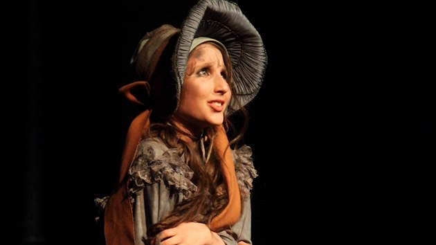 Natálie Grossová v muzikálu Přízrak Londýna (2011)