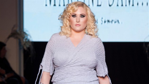 Hayley Hasselhoffov (Pa, 10. kvtna 2014)