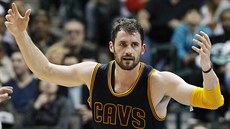 Kevin Love z Clevelandu slaví svj ko.