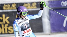�árka Strachová v dojezdu slalomu v Aare