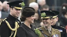 Britský princ William a jeho manelka Kate slavili Den svatého Patrika mezi...