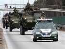 Konvoj americké armády bhem cesty Dragoon Ride v Lotysku