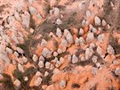 Kamenné útvary u msteka Avanos, Cappadocia ve kterých jsou vykopána jeskynní...
