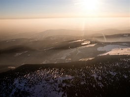 Z letadla vypadají Krkonoe kouzeln.