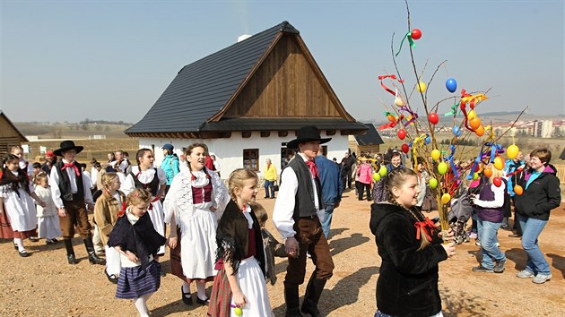 V Bystřici nad Pernštejnem se slavnostně otevřelo nové turistické centrum Eden (21. března 2015).
