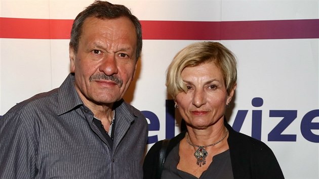 Miroslav Krobot a jeho �ena Hana Doulov�