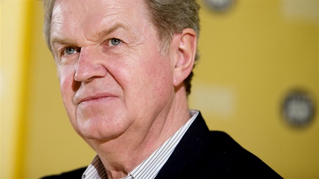 I kdy� se o pokra�ov�n� Zamilovan�ho Shakespeara mluv�, re�is�r John Madden zat�m neuva�uje, �e by tomu cht�l v�novat sv�j �as.