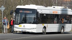 Elektrobus z produkce plze�ské �kody Transportation zatím vozí pasa�éry na...