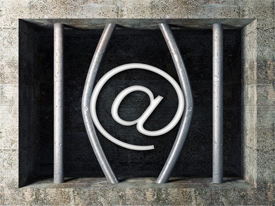 Únik z vězení pomocí e-mailu