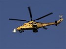 Irácká helikoptéra útoí na pozice Islámského státu v Tikrítu (30. bezna 2015)