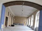 Rekonstrukce Národního domu v centru Karlových Var se blíí ke konci. Prostory...