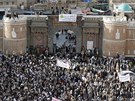 Píznivci Hútíovc protestují v Sanaa proti náletm koalice vedené Saúdskou...