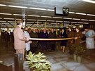 Slavnostní zahájení provozu linky B metra 2. listopadu 1985 ve stanici Námstí...