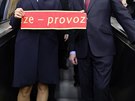 Praská primátorka Adriana Krnáová a premiér Bohuslav Sobotka slavnostn...