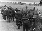 Nmetí zajatci po útoku na Dunkerque 28. íjna 1944
