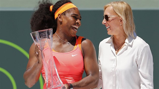 DV LEGENDY. Serena Williamsová (vlevo) a Martina Navrtátilová.