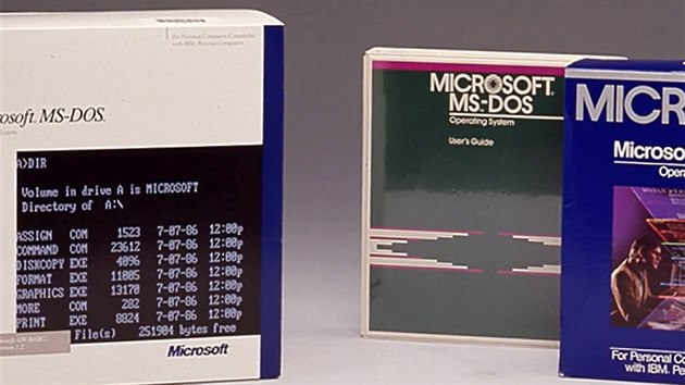 Microsoft na aprla pipravil operan systm MS-DOS pro smartphony.