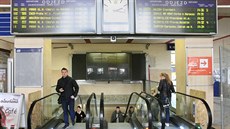 Na olomouckém hlavním nádra�í u� mohou cestující op�t vyu�ívat hlavní podchod....
