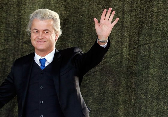 Na protestech promluvil i zástupce nizozemské krajní pravice Geert Wilders (13....