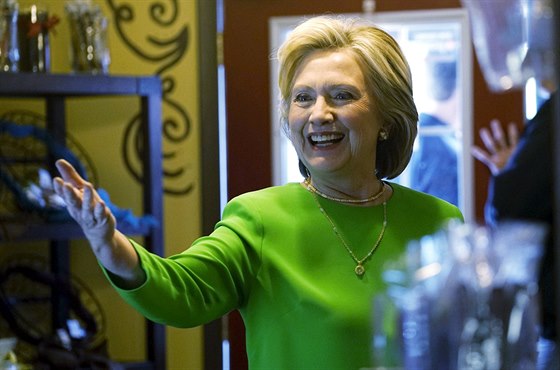 Hillary Clintonová pi zastávce v LeClaire v Iow (14. dubna 2015)