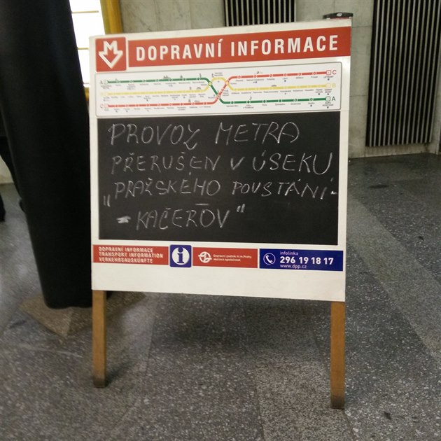 Doprava byla mezi stanicemi metra Praského povstání a Kaerov peruena kvli...
